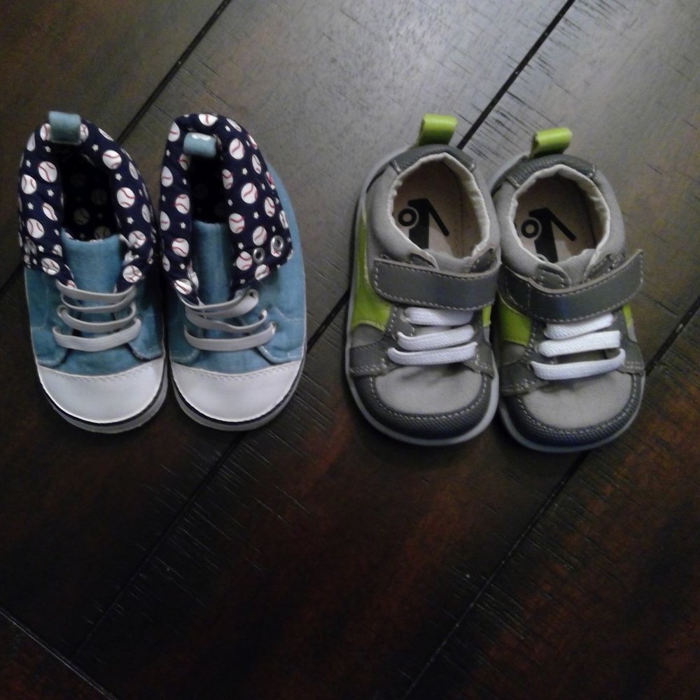 Bundle 2 pair toddler shoes